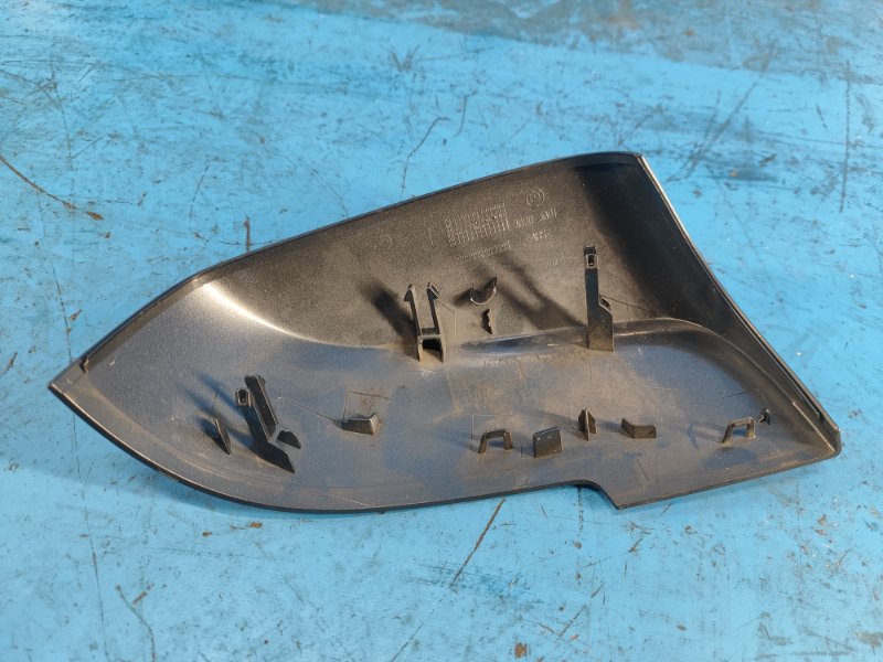 Накладка зеркала левая BMW 3 SERIES (F30) 2012–21 Накладка зеркала левая BMW 3 SERIES (F30) 2012–21