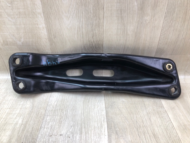 Балка под КПП INFINITI FX S50 03-08 3.5 VQ35DE