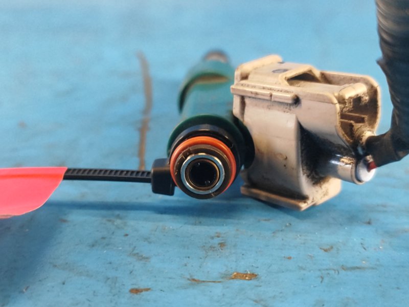 Форсунка топливная PRIUS - 30 09-17