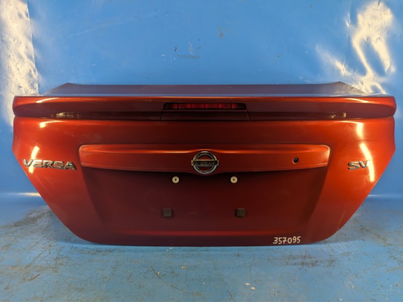 Крышка багажника NISSAN VERSA B17 11-19 2017 1.6 HR16DE H4300-9KAME Б/У