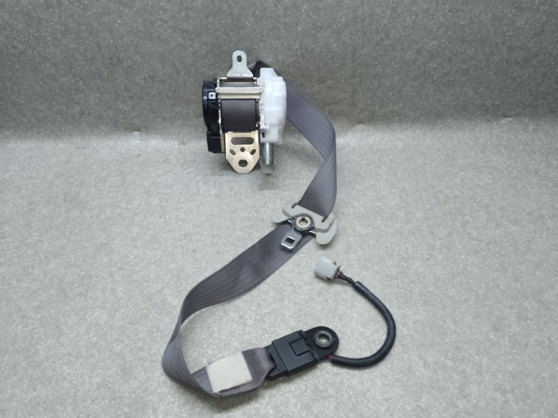 Ремень безопасности передний правый LEXUS ES350 06-12 2006 3.5 2GR-FE 73210-33440-B0 Б/У