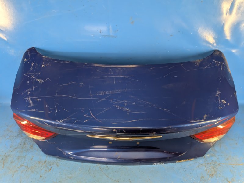 Крышка багажника 200 14-16