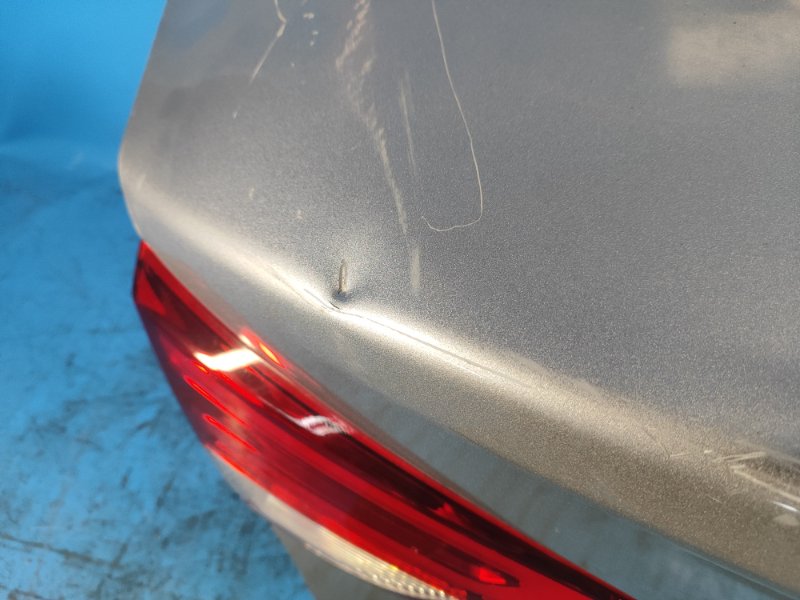 Крышка багажника 200 14-16