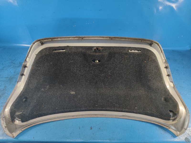 Крышка багажника 200 14-16