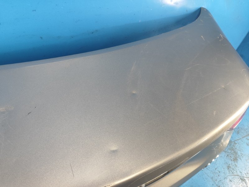 Крышка багажника 200 14-16