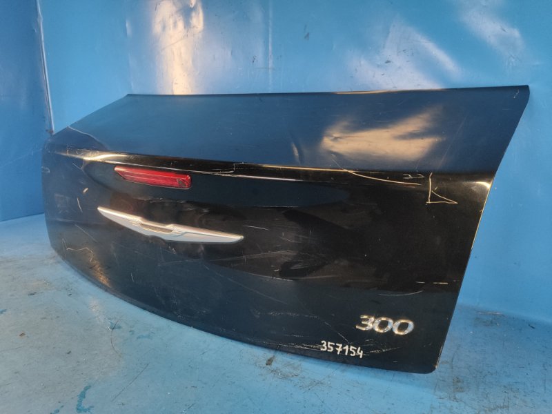 Крышка багажника 300C 12 - 15