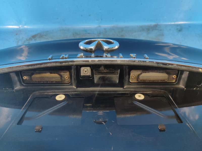 Крышка багажника M25/M37/M56/Q70/M35H 10-16