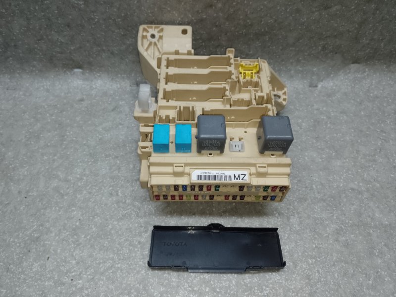 Блок предохранителей салон LEXUS ES350 06-12 2006 3.5 2GR-FE 82730-33600 Б/У