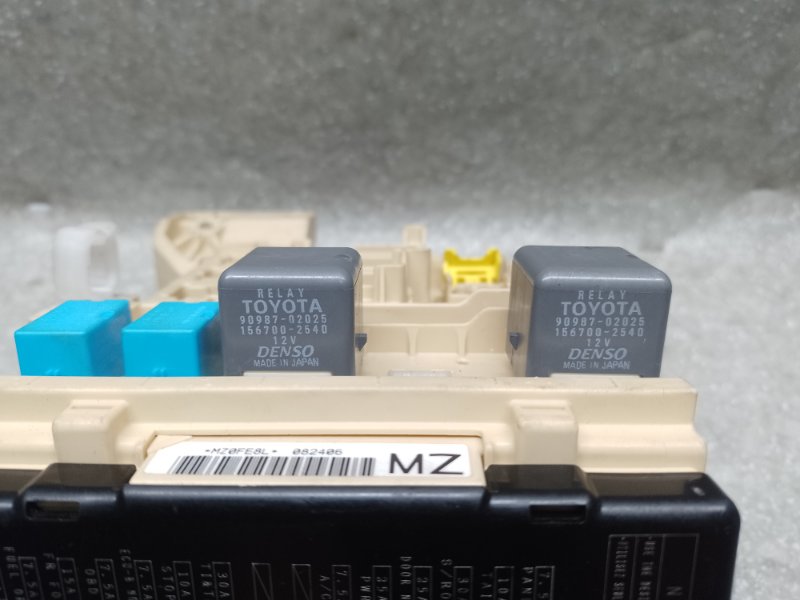 Блок предохранителей салон ES350 06-12 2006 3.5 2GR-FE