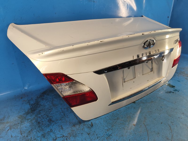 Крышка багажника M25/M37/M56/Q70/M35H 10-16