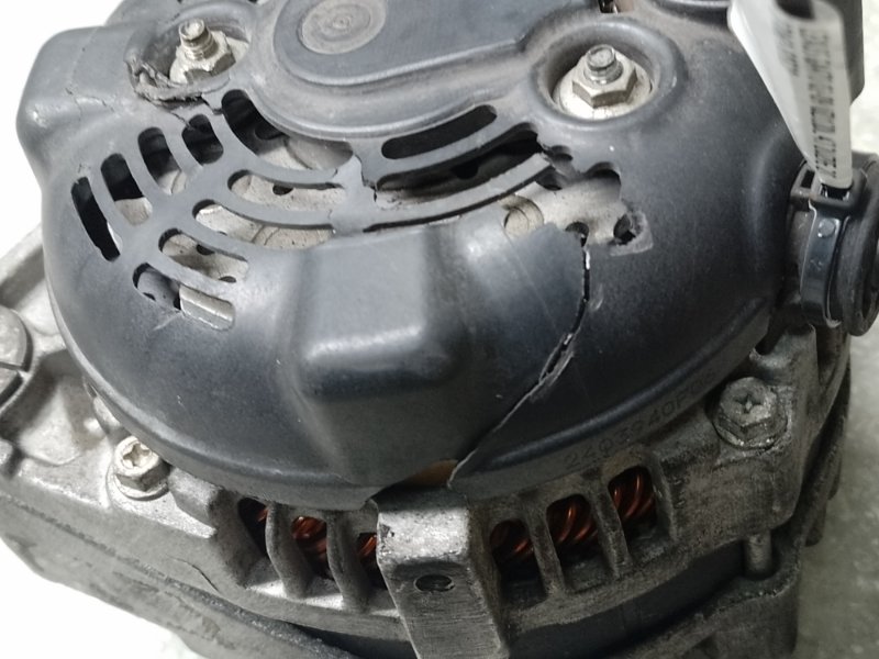 Генератор GX470 02-09 2003 UZJ120L 4.7 2UZFE