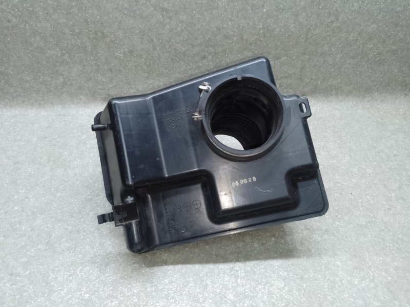 Резонатор воздушного фильтра LEXUS ES350 06-12 3.5 2GR-FE