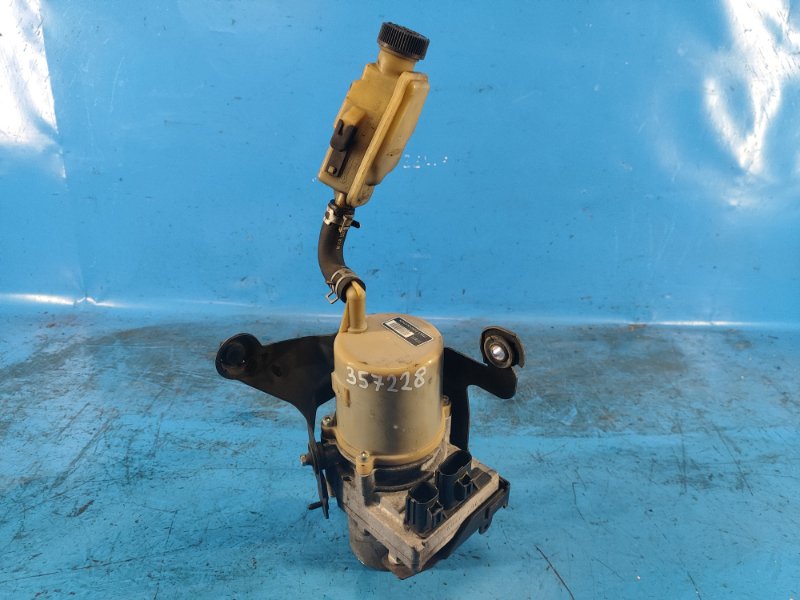 Запчасть насос гур электрический MAZDA 3 BL 09-13 BBM4-32-600D Б/У Насос ГУР электрический MAZDA 3 BL 09-13 BBM4-32-600D Б/У