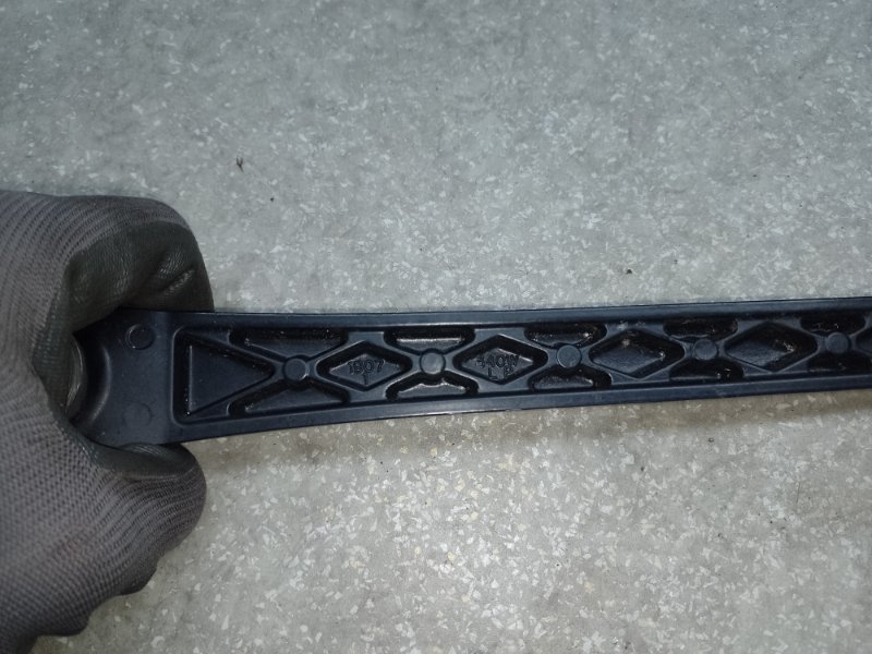 Поводок стеклоочистителя передний передний правый LEXUS ES350 06-12 3.5 2GR-FE