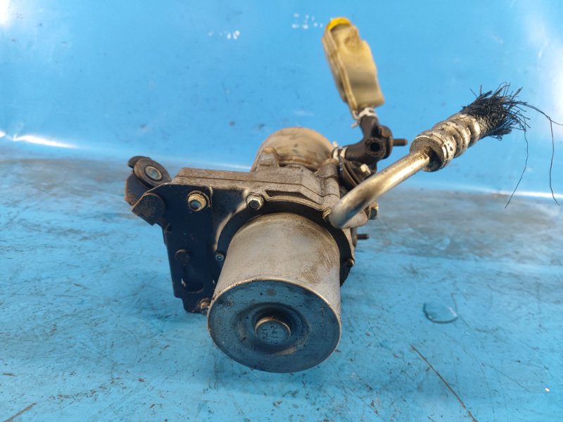 Насос ГУР электрический 3 BL 09-13 Насос ГУР электрический 3 BL 09-13