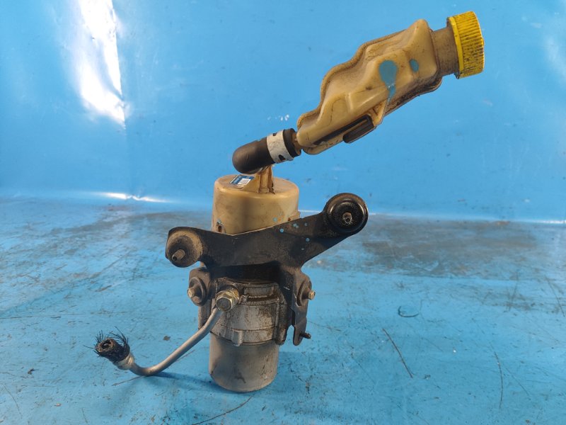 Насос ГУР электрический 3 BL 09-13 Насос ГУР электрический 3 BL 09-13