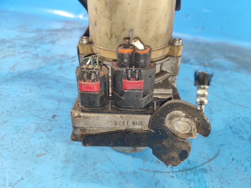 Насос ГУР электрический 3 BL 09-13 Насос ГУР электрический 3 BL 09-13