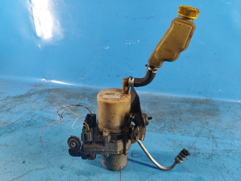 Насос ГУР электрический MAZDA 3 BK 03-08 Насос ГУР электрический MAZDA 3 BK 03-08