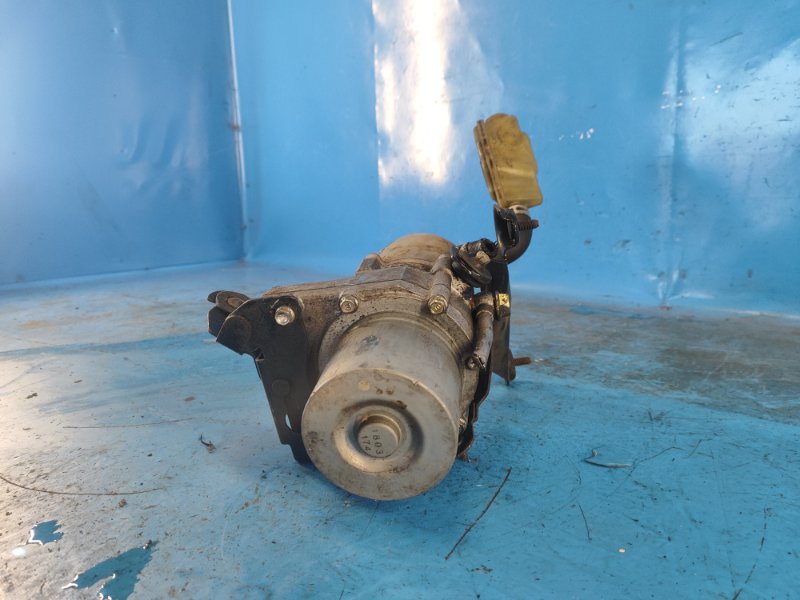 Насос ГУР электрический 3 BL 09-13 Насос ГУР электрический 3 BL 09-13