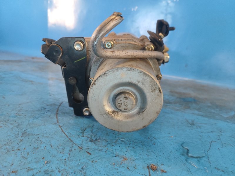 Насос ГУР электрический 3 BL 09-13 Насос ГУР электрический 3 BL 09-13