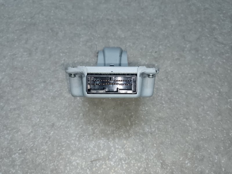 Блок управления подвеской LEXUS ES350 06-12 3.5 2GR-FE