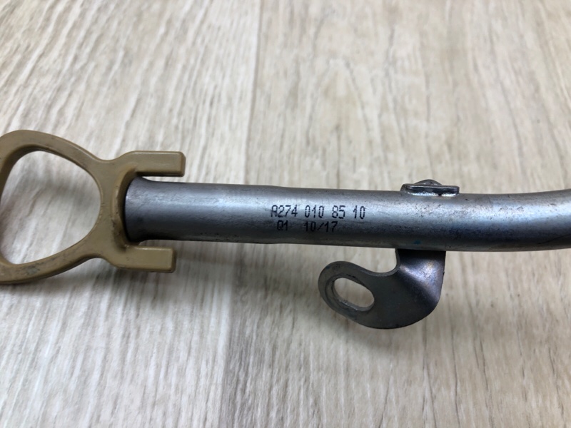 Щуп C-CLASS W205 16-21 2017 M274920 2.0L