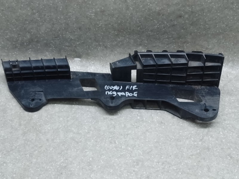 Кронштейн переднего бампера (под фарой) правый LEXUS ES350 06-12 2006 3.5 2GR-FE 52115-33090 Б/У