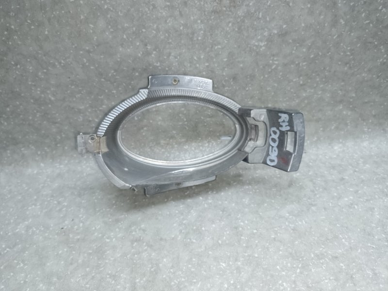 Накладка противотуманной фары правая ES350 06-12 2006 3.5 2GR-FE