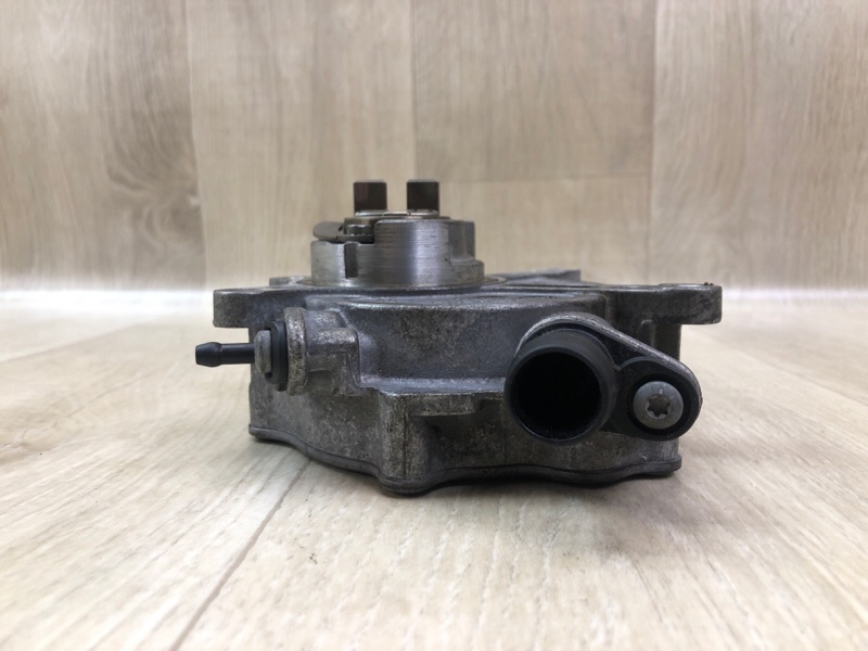 Вакуумный насос GL-CLASS X166 12-16 2012 M278928 4.7L Вакуумный насос GL-CLASS X166 12-16 2012 M278928 4.7L