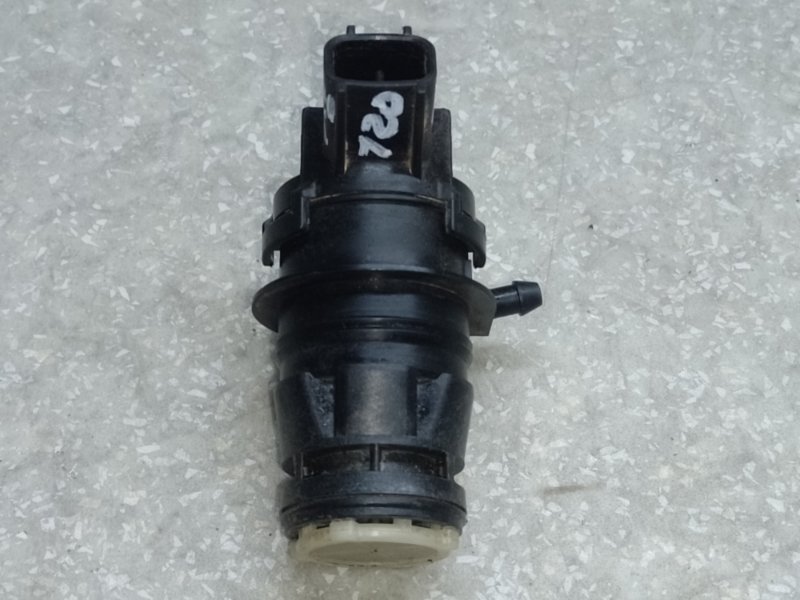 Насос омывателя стекла задний TOYOTA LAND CRUISER PRADO 120 02-09 85330-60180 Б/У