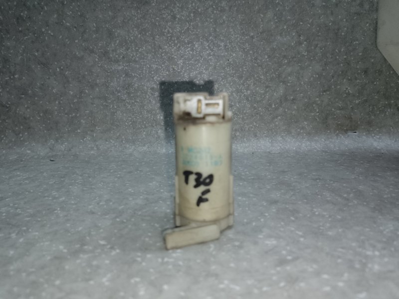 Насос омывателя стекла передний NISSAN X-TRAIL T30 01-07