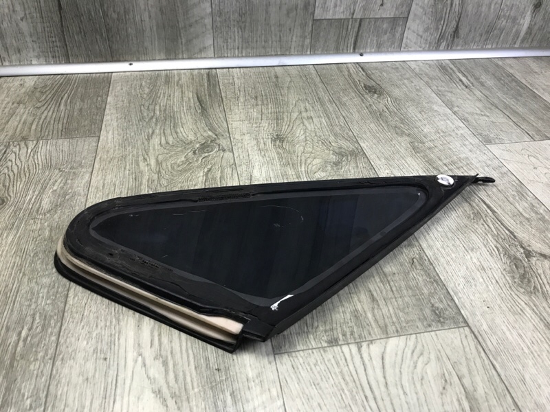 Стекло в кузов заднее левое ACCORD CC 93-95 Стекло в кузов заднее левое ACCORD CC 93-95