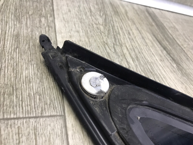 Стекло в кузов заднее левое ACCORD CC 93-95 Стекло в кузов заднее левое ACCORD CC 93-95