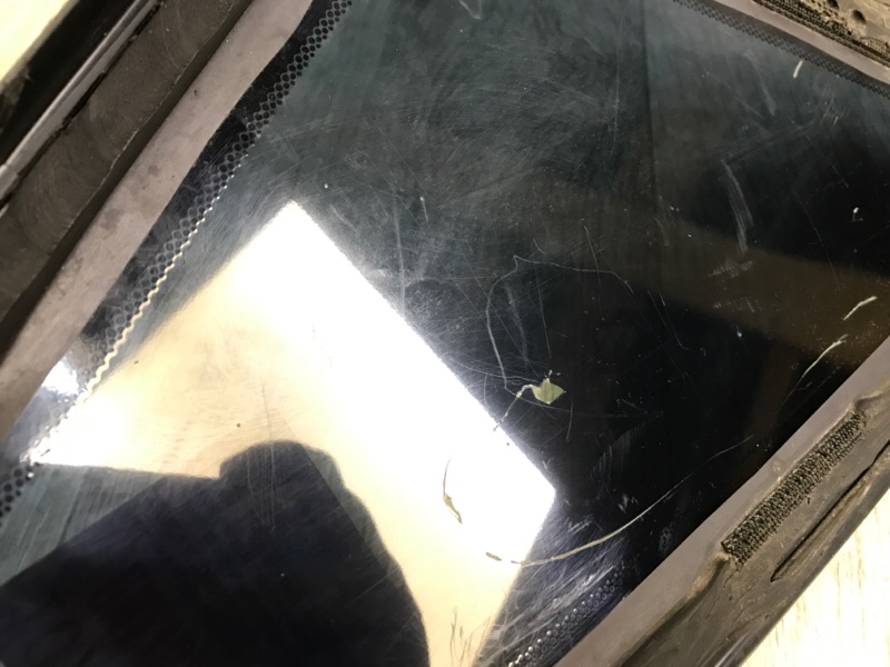 Стекло в кузов заднее левое ACCORD CC 93-95 Стекло в кузов заднее левое ACCORD CC 93-95