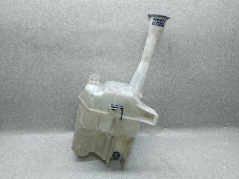 Бачок омывателя CAMRY 40 06-11