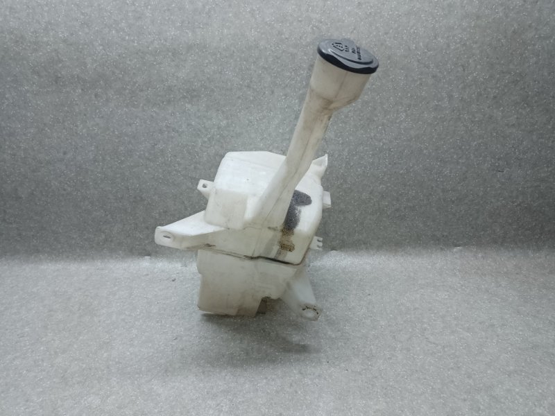 Бачок омывателя CAMRY 40 06-11