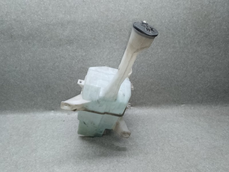 Бачок омывателя CAMRY 40 06-11