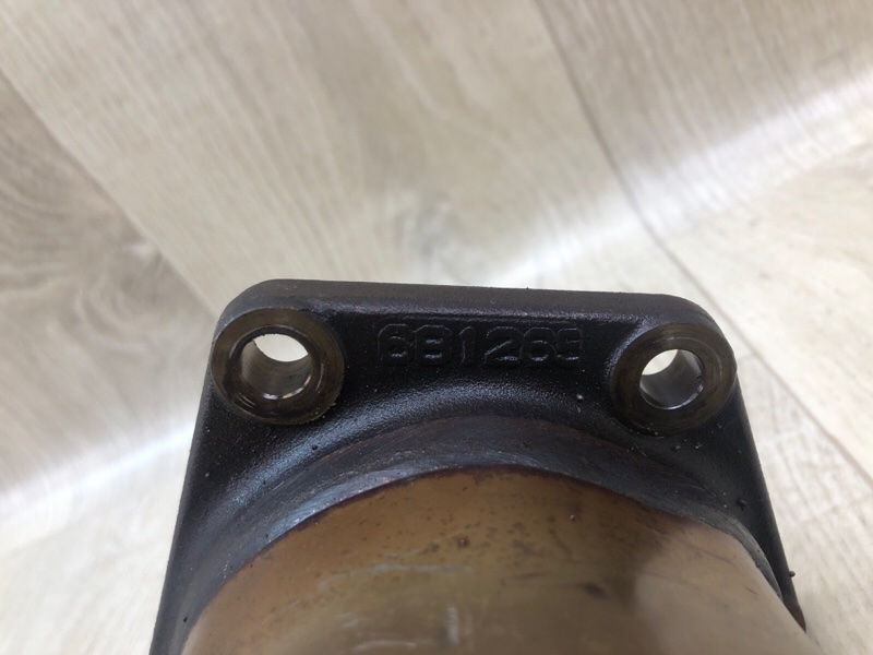 Приемная труба глушителя правая GL-CLASS X166 12-16 2012 M278928 4.7L