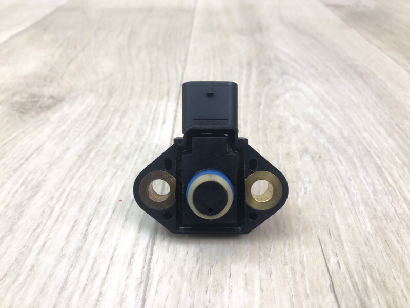 Клапан вентиляции топливного бака GL-CLASS X166 12-16 2012 M278928 4.7L Клапан вентиляции топливного бака GL-CLASS X166 12-16 2012 M278928 4.7L