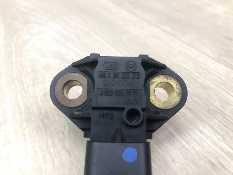 Клапан вентиляции топливного бака GL-CLASS X166 12-16 2012 M278928 4.7L Клапан вентиляции топливного бака GL-CLASS X166 12-16 2012 M278928 4.7L