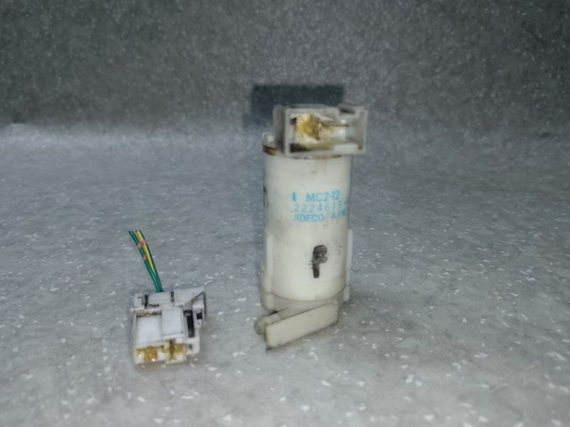 Насос омывателя стекла передний X-TRAIL T30 01-07