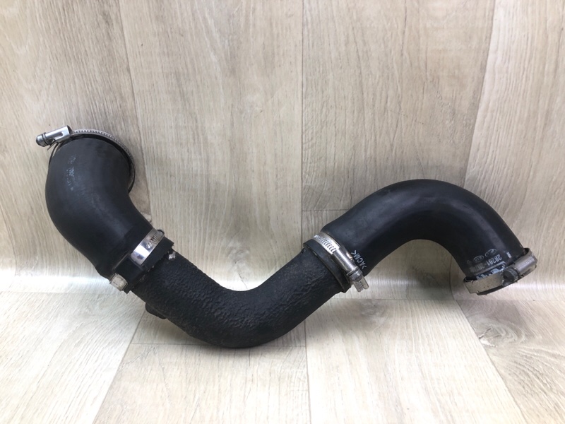 Патрубок интеркулера TUCSON TL 15-20 2015 G4FJ 1.6