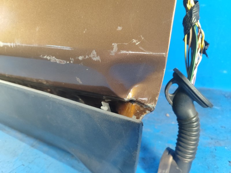 Дверь передняя правая ESCAPE 12-19