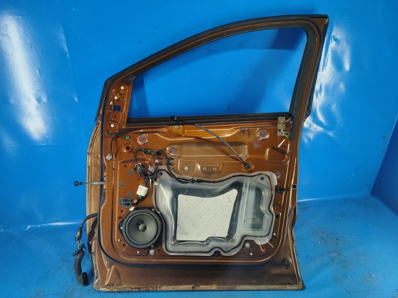 Дверь передняя правая ESCAPE 12-19