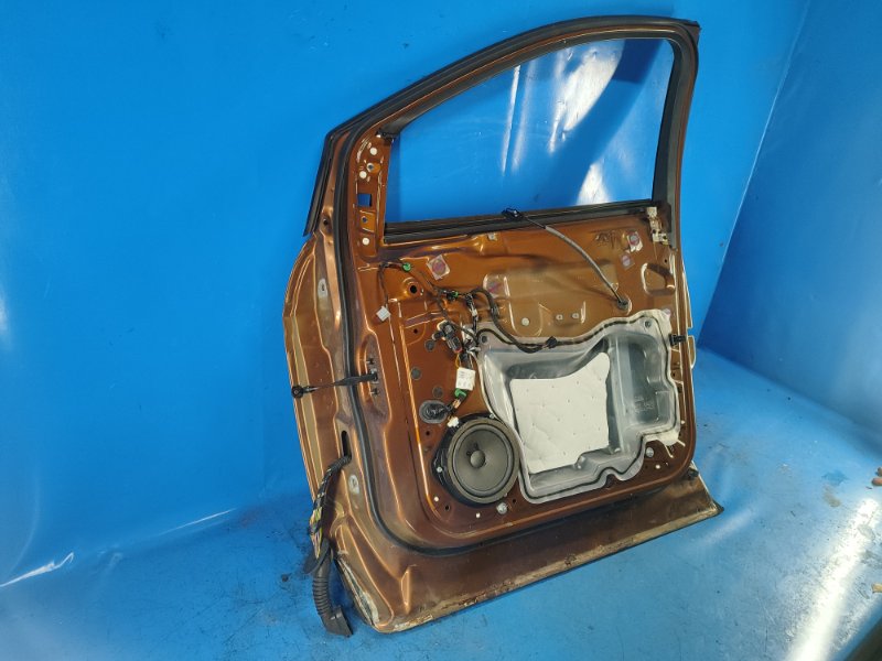 Дверь передняя правая ESCAPE 12-19