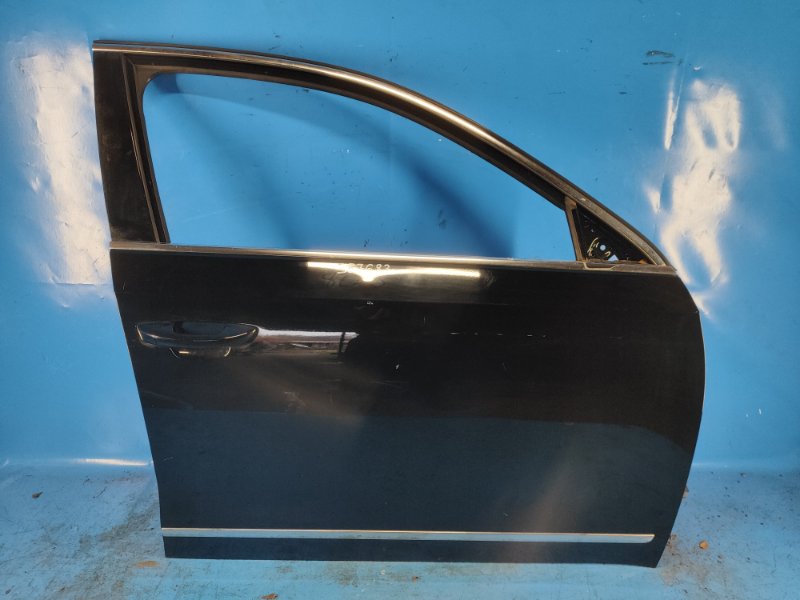 Дверь передняя правая VOLKSWAGEN PASSAT B8 14- 2015 1.8 CPRA 561 831 056 G Б/У