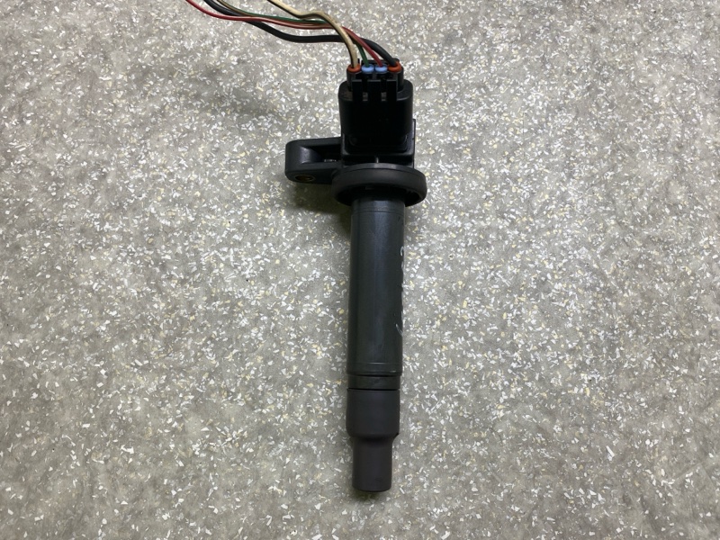 Катушка зажигания GX470 02-09 2004 4.7 2UZFE