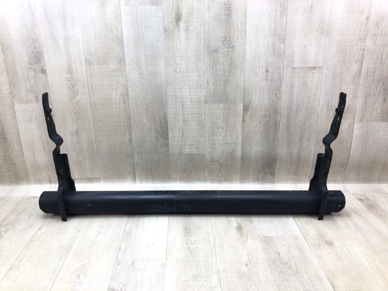 Усилитель заднего бампера VOLKSWAGEN TIGUAN 16-23 2018 DGUA 2.0 5NN803880 Б/У