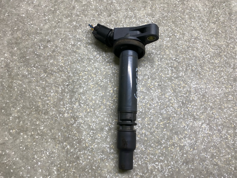 Катушка зажигания CAMRY 55 14-17 2014 2.5 2ARFE