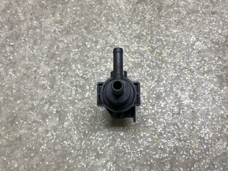 Клапан электромагнитный (вакуумный) LEXUS ES300 ES330 01-06 3.3 3MZFE